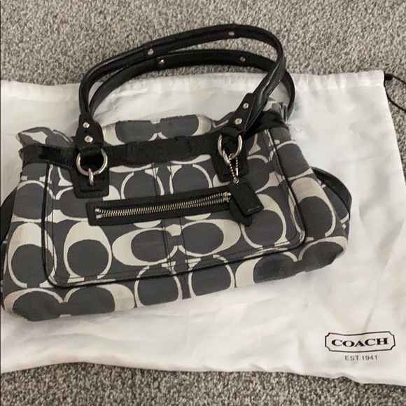 Coach purse - Picture 5 of 5